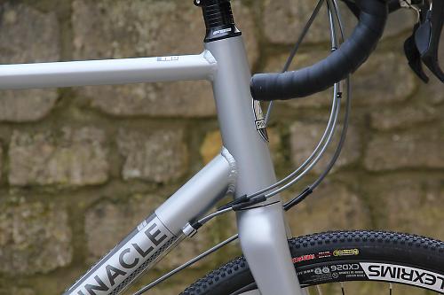 Pinnacle arkose 2021 discount gravel bike frameset